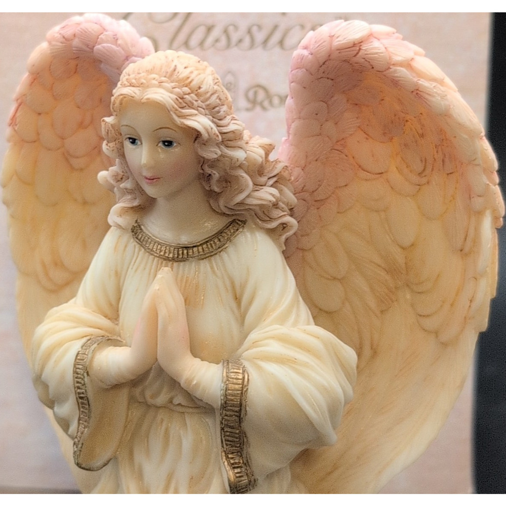 Roman Seraphim Classics Angel Figurine "Tris The Rainbow's End"